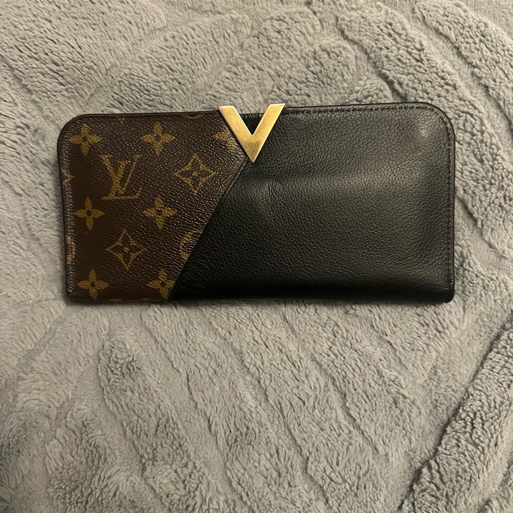 Louis Vuitton Kimono Wallet